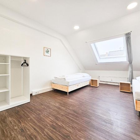 Raj Living - City Center Apartments With 5 Rooms - 10 Min Messe Dus Düsseldorf Eksteriør bilde