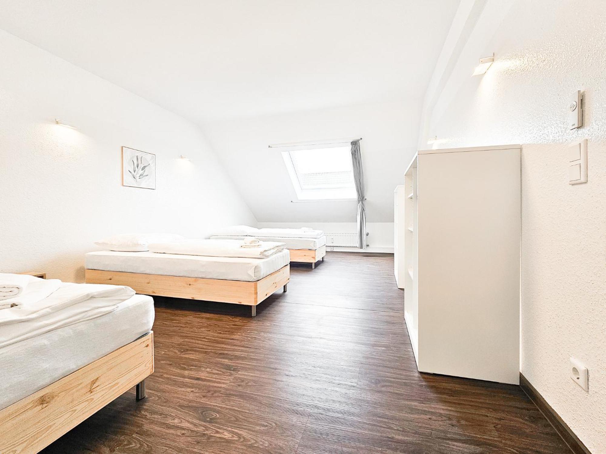 Raj Living - City Center Apartments With 5 Rooms - 10 Min Messe Dus Düsseldorf Eksteriør bilde
