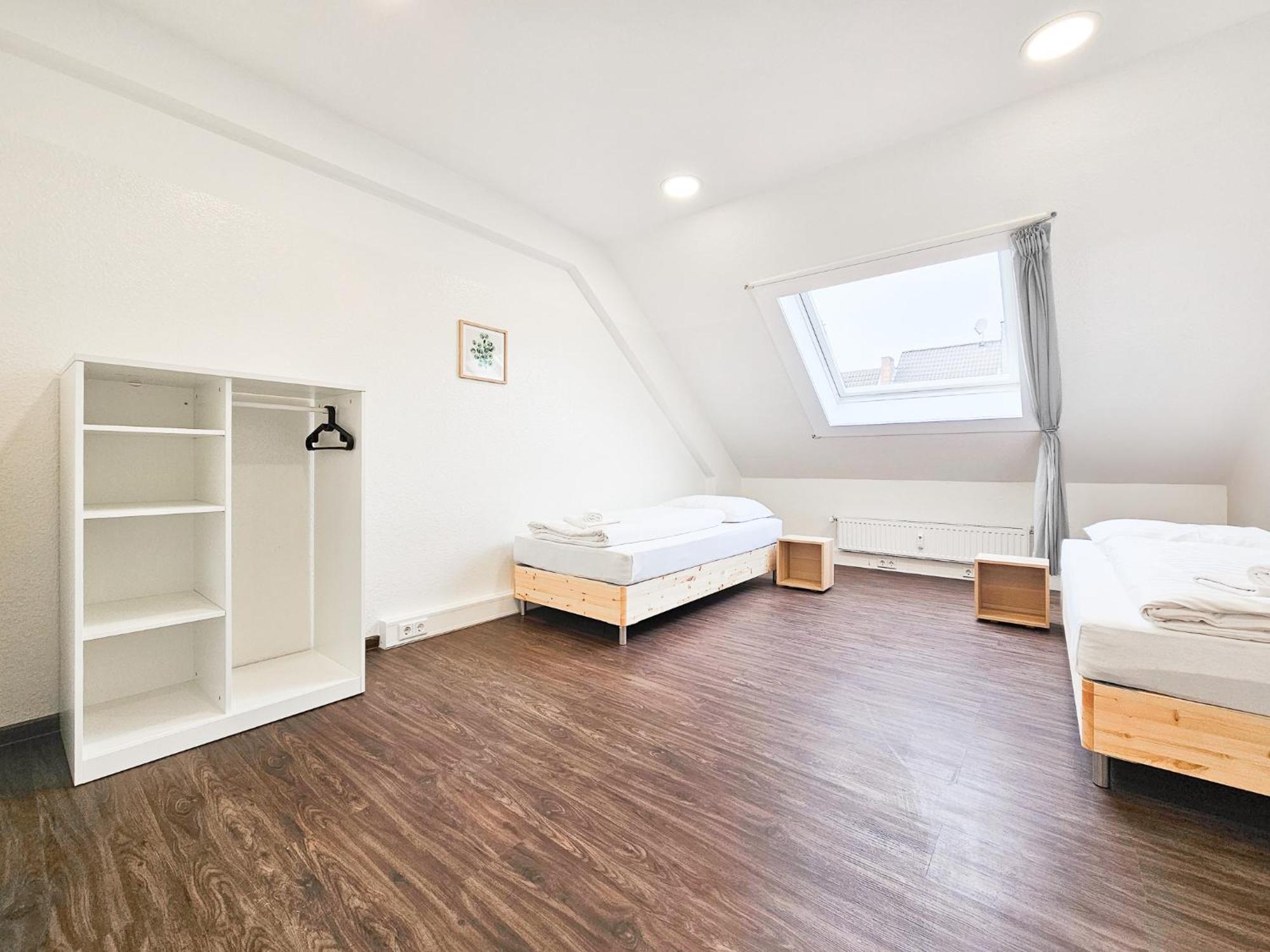 Raj Living - City Center Apartments With 5 Rooms - 10 Min Messe Dus Düsseldorf Eksteriør bilde