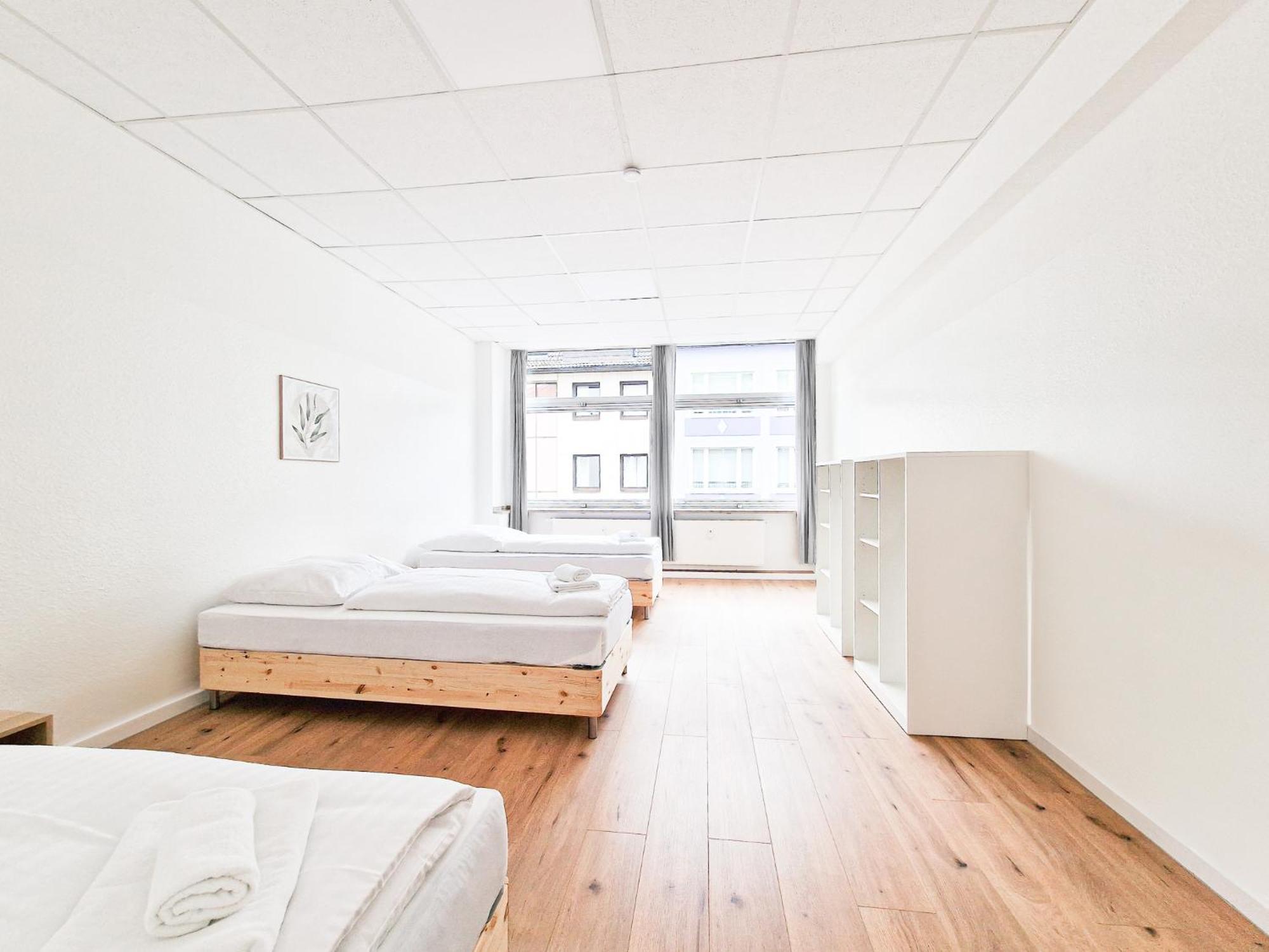 Raj Living - City Center Apartments With 5 Rooms - 10 Min Messe Dus Düsseldorf Eksteriør bilde