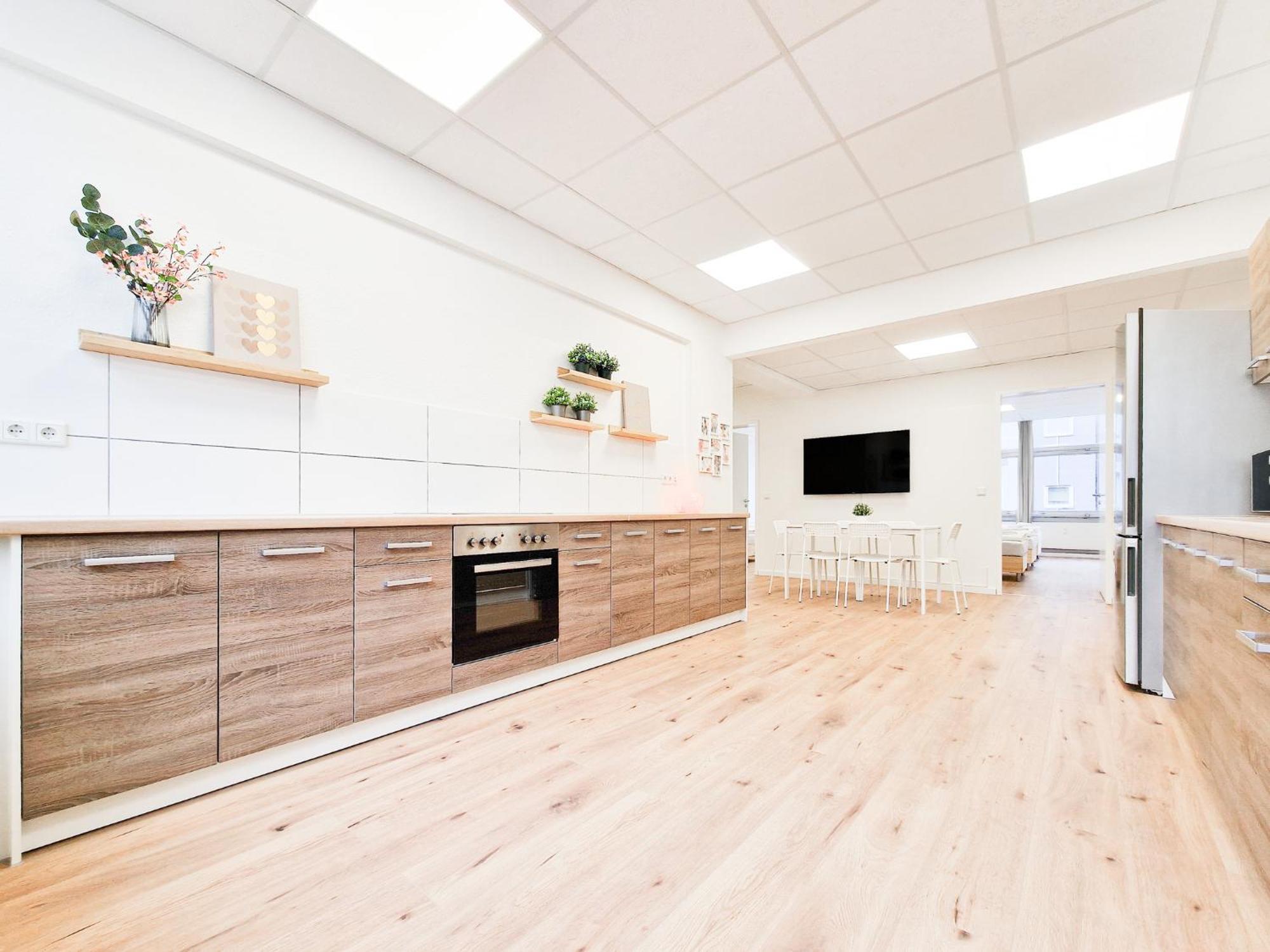 Raj Living - City Center Apartments With 5 Rooms - 10 Min Messe Dus Düsseldorf Eksteriør bilde