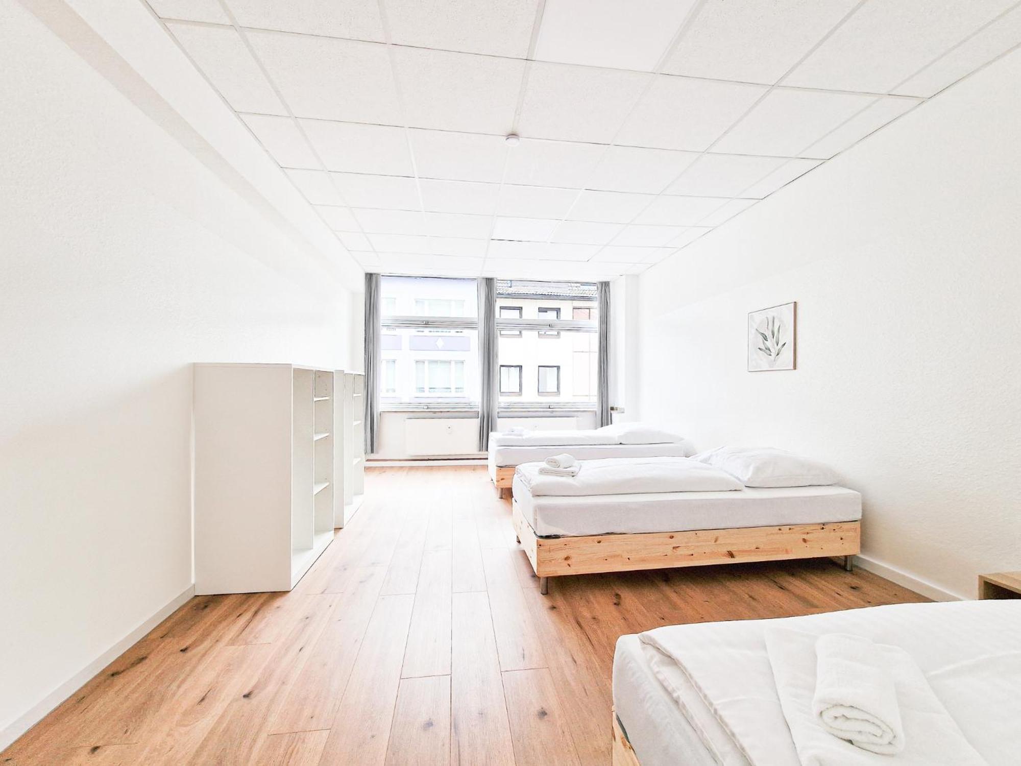 Raj Living - City Center Apartments With 5 Rooms - 10 Min Messe Dus Düsseldorf Eksteriør bilde
