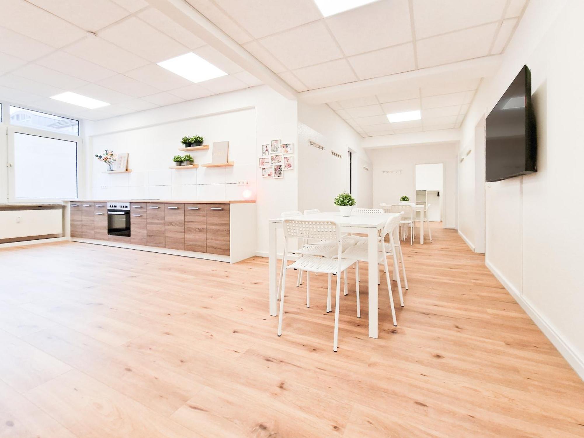 Raj Living - City Center Apartments With 5 Rooms - 10 Min Messe Dus Düsseldorf Eksteriør bilde