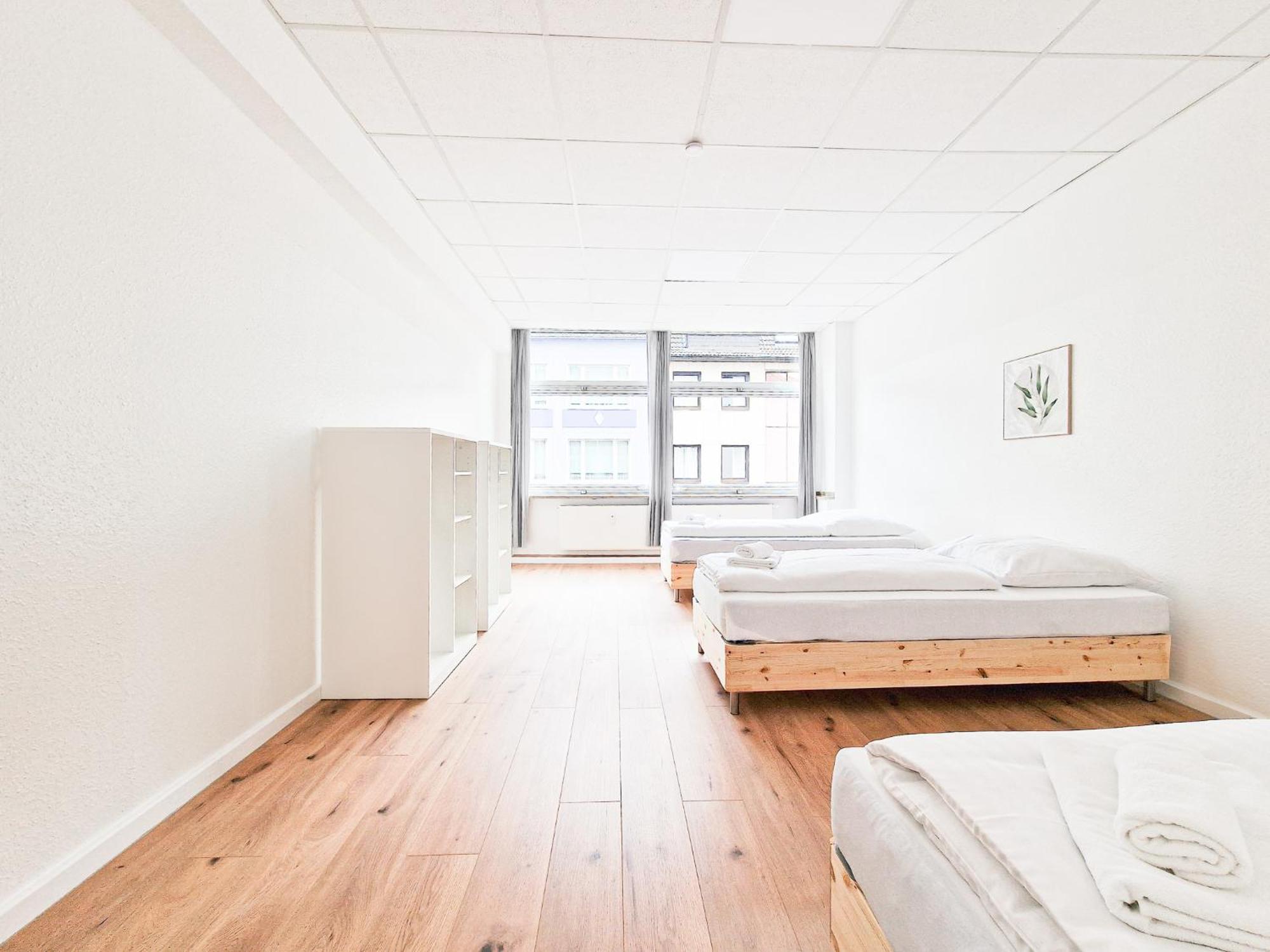 Raj Living - City Center Apartments With 5 Rooms - 10 Min Messe Dus Düsseldorf Eksteriør bilde