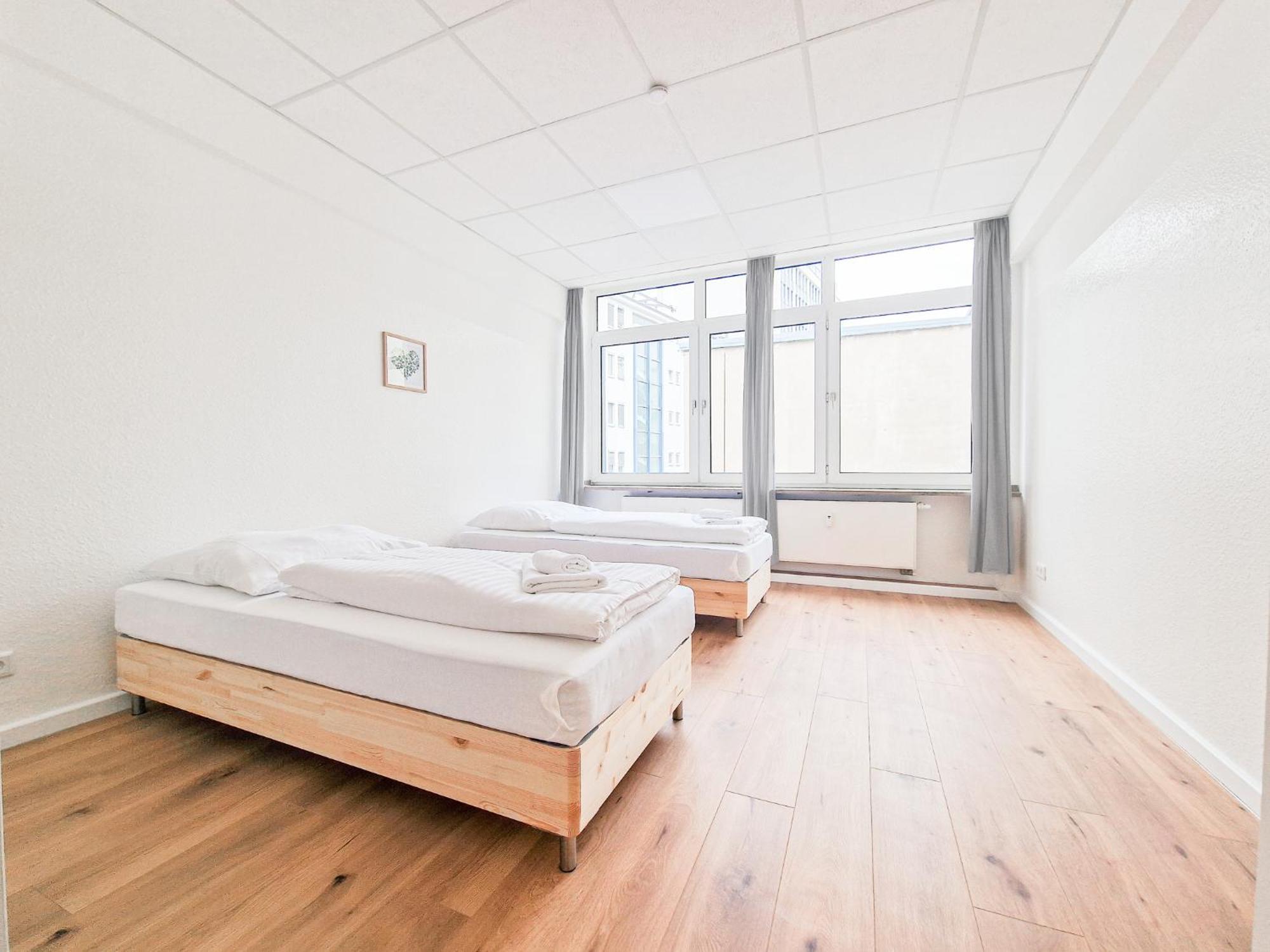 Raj Living - City Center Apartments With 5 Rooms - 10 Min Messe Dus Düsseldorf Eksteriør bilde