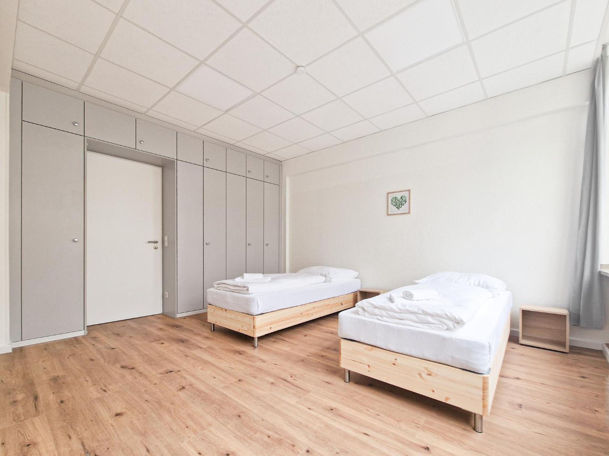 Raj Living - City Center Apartments With 5 Rooms - 10 Min Messe Dus Düsseldorf Eksteriør bilde